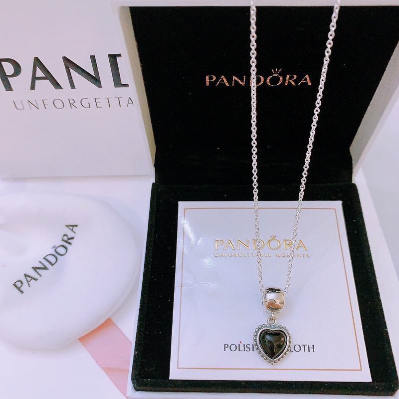 Pandora necklace 01yxx04